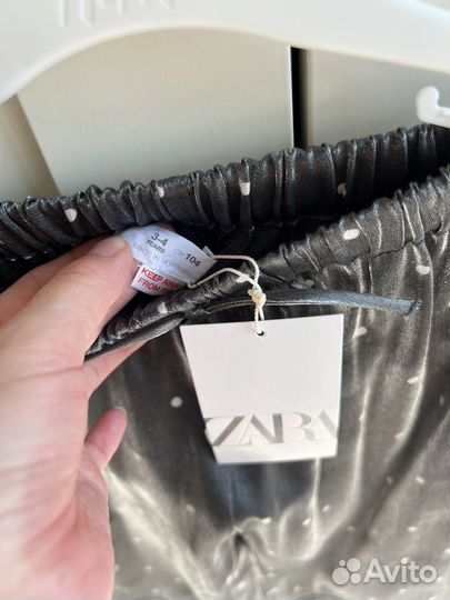 Брюки Zara 104 новые