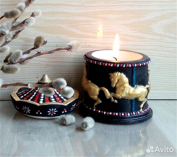 Шкатулка для ювелирных украшений