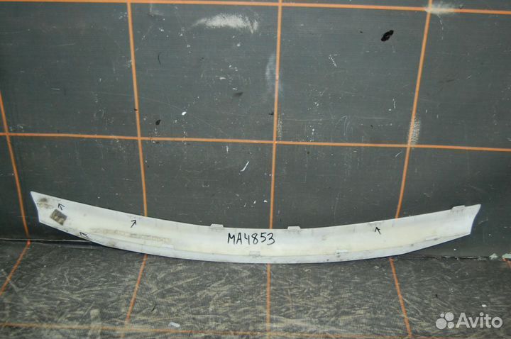 Молдинг решетки радиатора - Renault Sandero 1