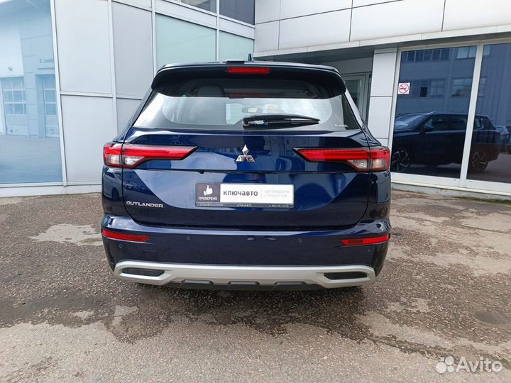 Mitsubishi Outlander 2.5 CVT, 2022
