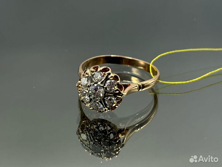 Золотое советское кольцо с бриллиантами 583 пробы