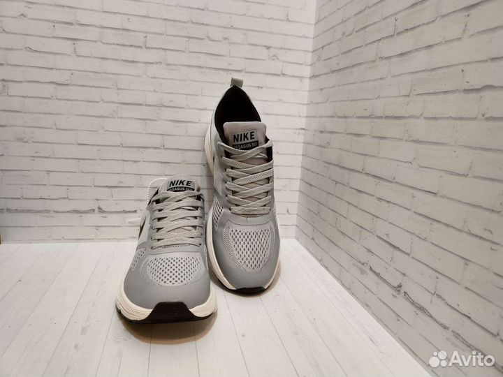Кроссовки nike zoom
