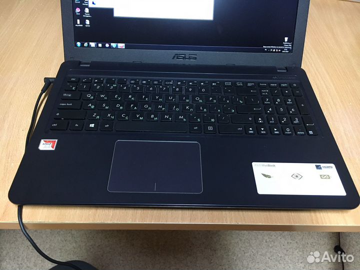 Ноутбук asus