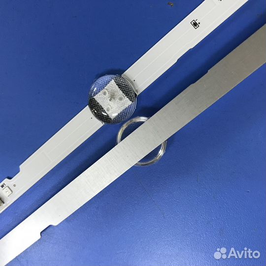 0422 Светодиодная подсветка V8DN-320SM0-R1