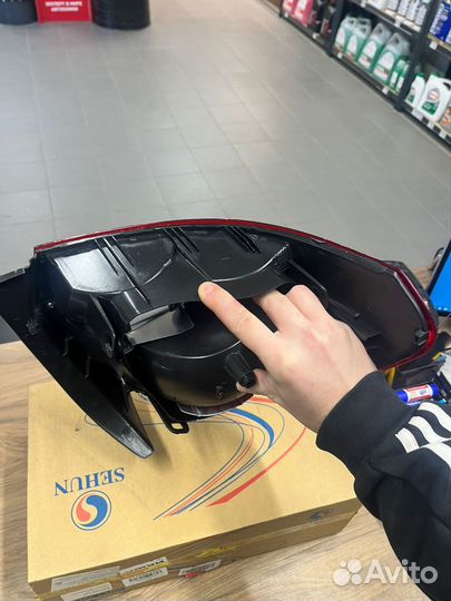 Задняя фара правая на volkswagen polo рестайлинг