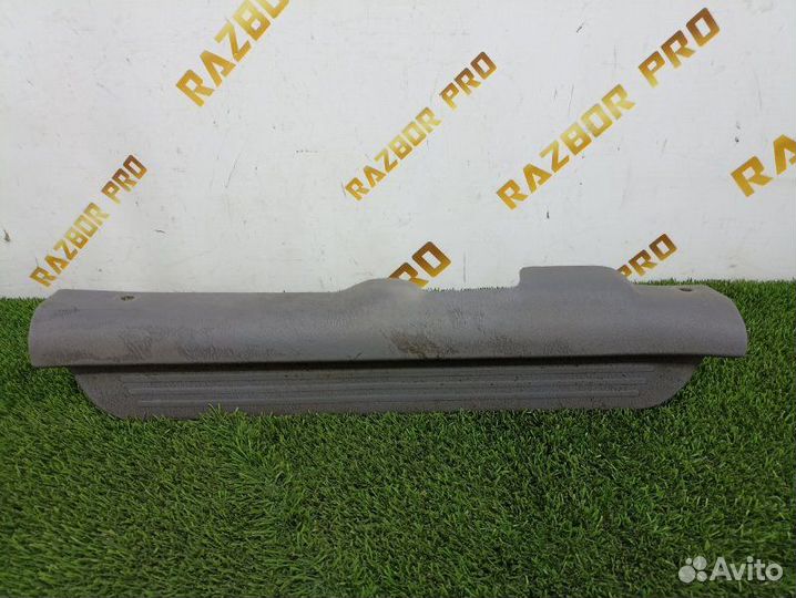 Накладка на порог передняя левая Hyundai Accent
