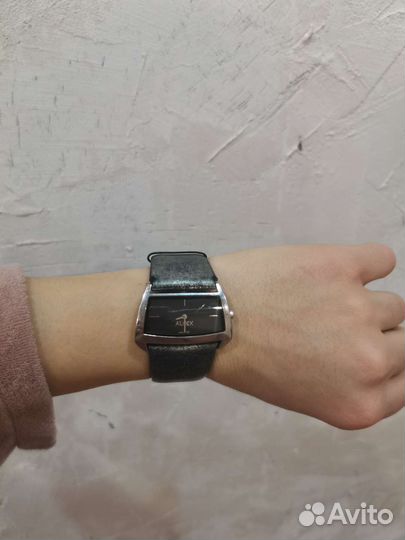 Швейцарские часы Alfex