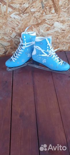 Коньки фигурные