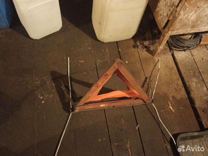 Аварийный знак Saab 9-5