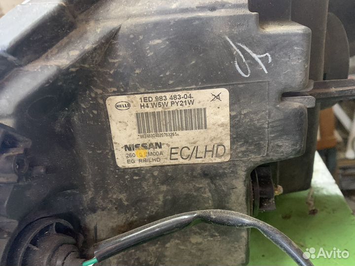 Фара левая Nissan tiida с11 оригинал