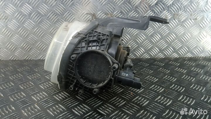 Фара противотуманная левая Nissan Juke