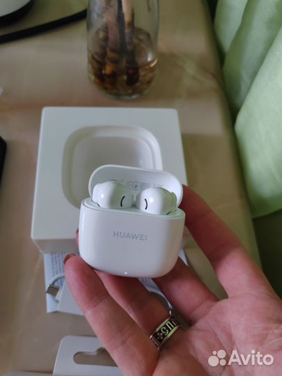 Беспроводные наушники huawei