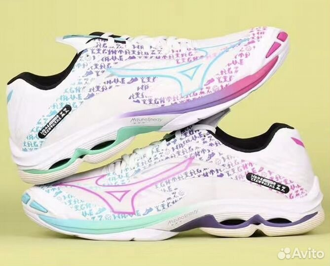 Mizuno wave lightning z7