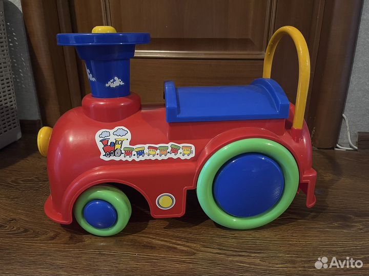 Толокар каталка паровозик