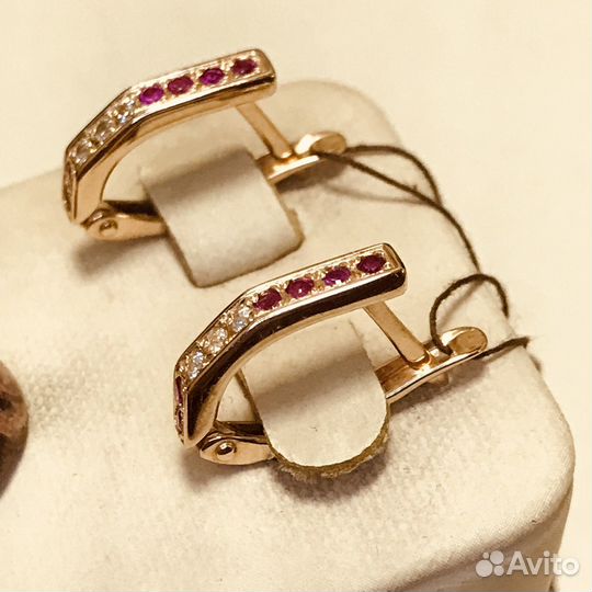 Золотые серьги