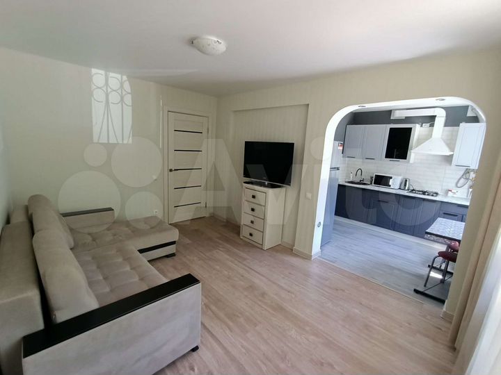 2-к. квартира, 48 м², 1/5 эт.