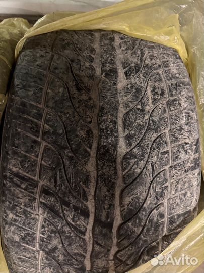 Zeta Azura 275/40 R20 и 315/35 R20 106W