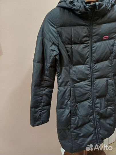Демисезонный пуховик Li-ning 44 размера