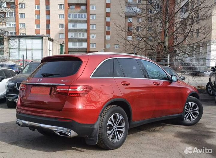 В разборе Mercedes-Benz GLC 253