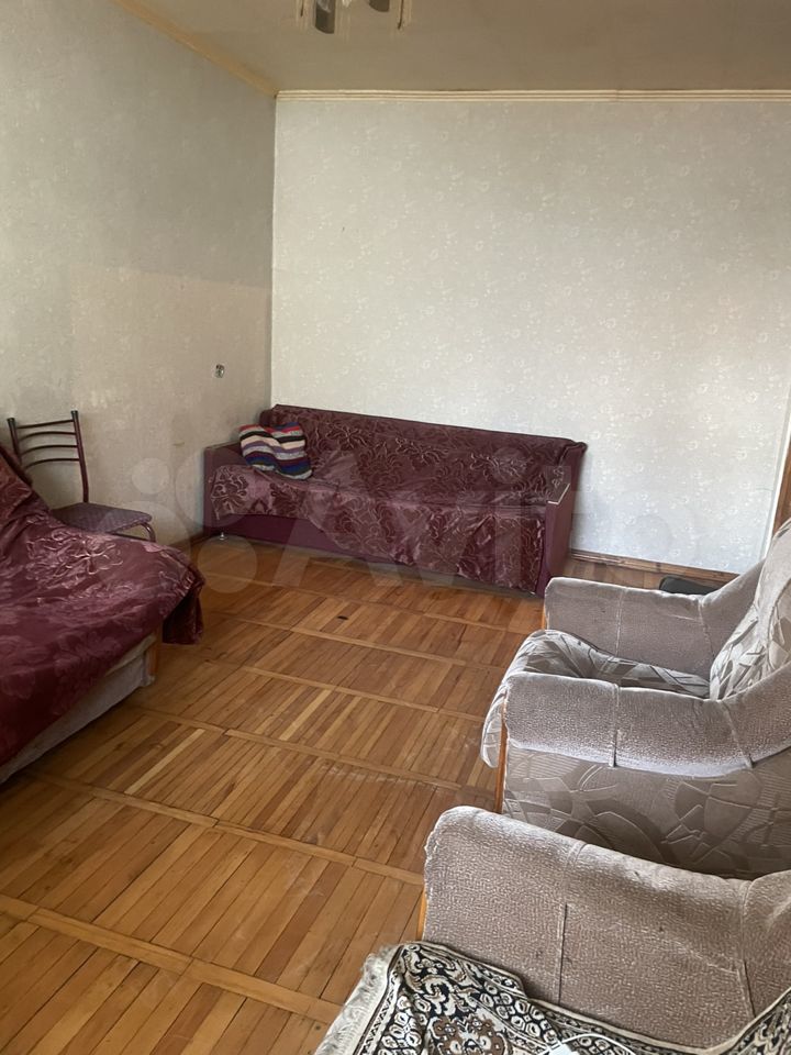 2-к. квартира, 64 м², 3/9 эт.