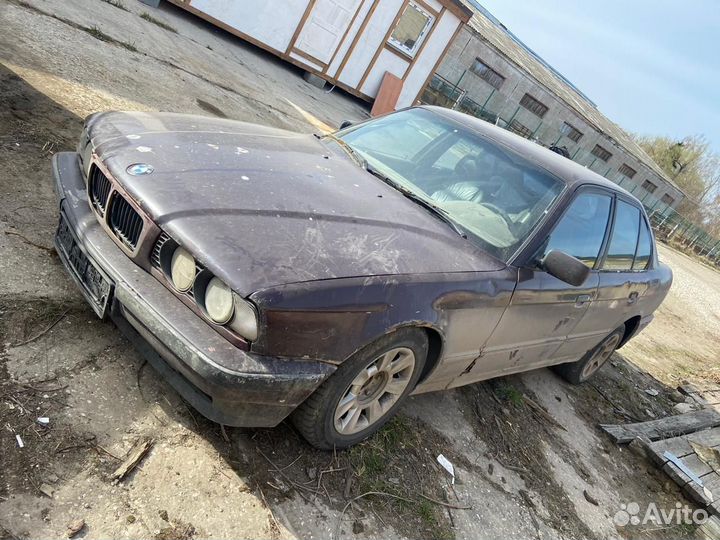 Разбор bmw 5 e34 рестайлинг, широкая морда