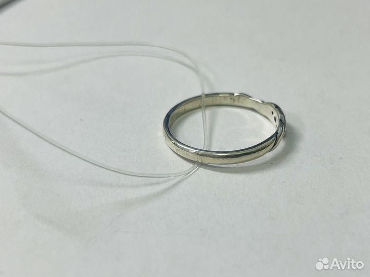 Ювелирные изделия из серебра кольцо
