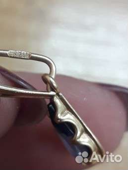 Подвес с сапфиром