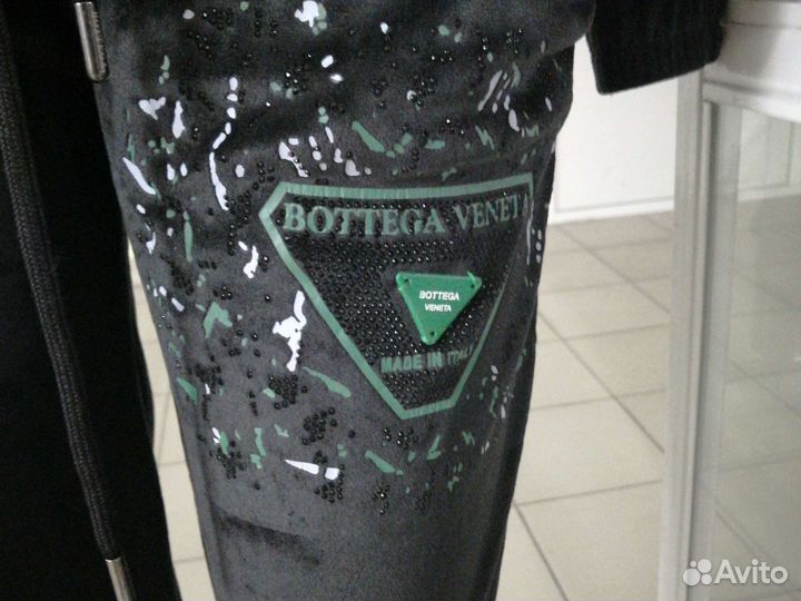 Спортивный костюм женский 42-46,новый Италия