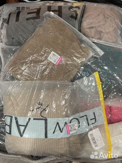 Много женских вещей 40-42-44