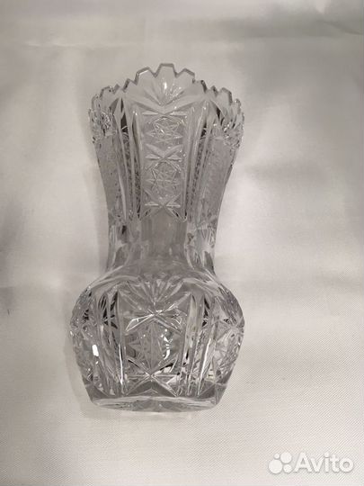 Ваза хрустальная и розетки