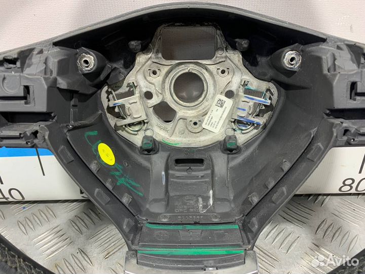 Б/У Рулевое колесо VW Passat B7