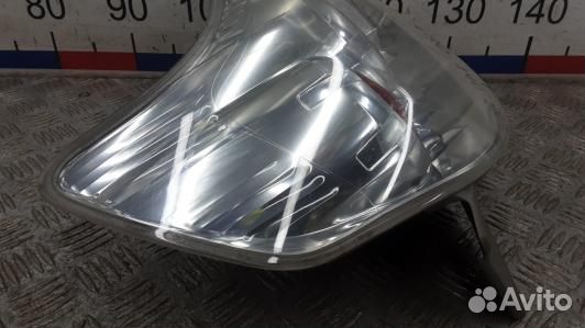 Фонарь задний правый toyota corolla verso 2 (BBR03