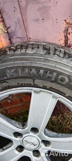 Kumho Power 70 215/65 R16 и 215/65 R16 98G