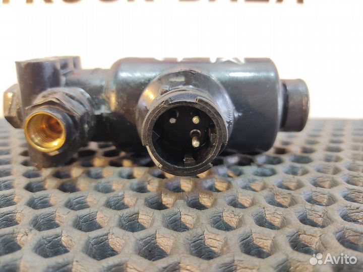 81521606142 Клапан электромагнитный