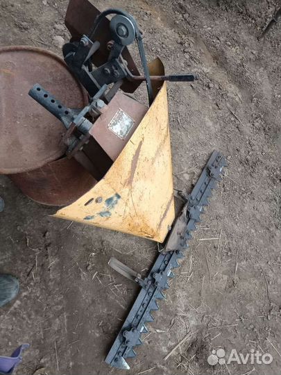 Косилка навесная на мотоблок,захват 1.1 метра