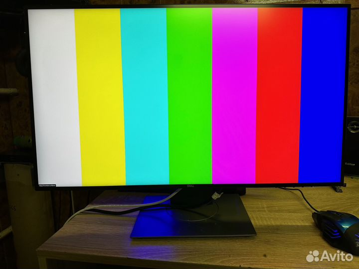 Безрамочный 2K IPS монитор 27