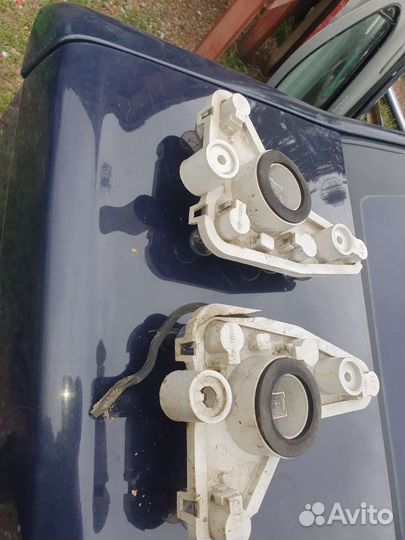 Цоколь задних фонарей на фокус 1 седан