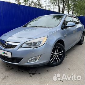 Opel Astra 1.4 МТ, 2012, 145 000 км