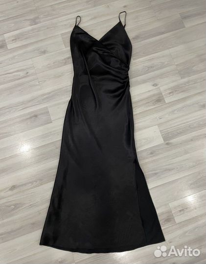 Платье zara xs