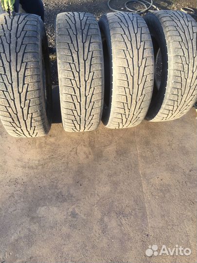 Nokian Tyres Hakkapeliitta R 235/65 R17 108H