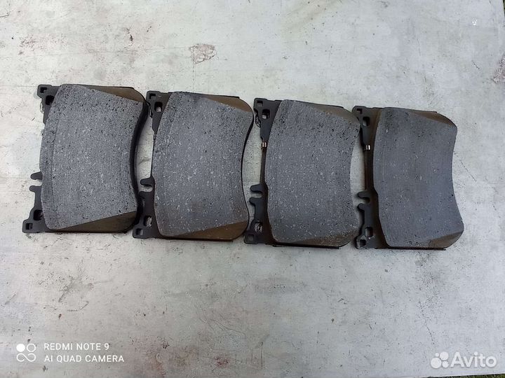 Тормозные колодки А 008 420 02 20