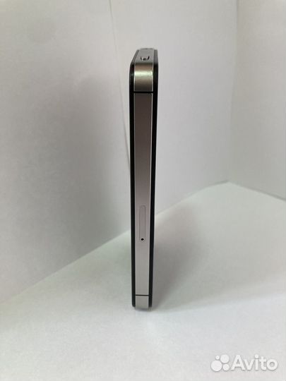 iPhone 4S, 8 ГБ