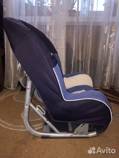 Детское автомобильное кресло brevi