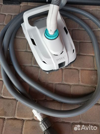 Робот пылесос для бассейна