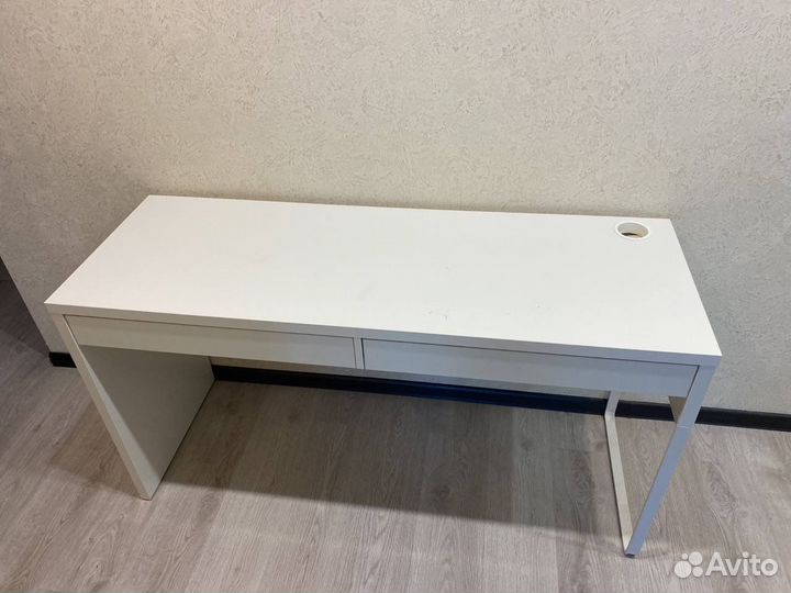 Письменный стол IKEA микке