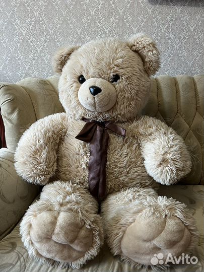 Плюшевый медведь большой
