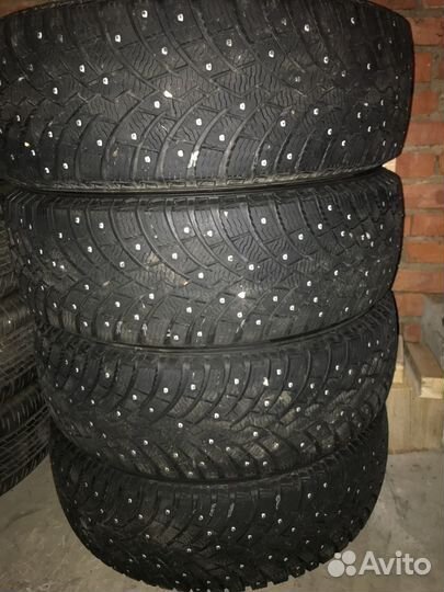 Pirelli Ice Zero 2 225/60 R18