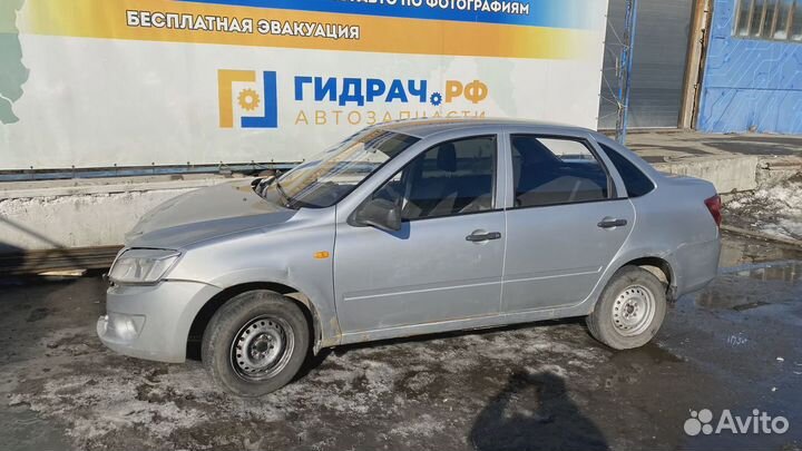 Накладка под торпедо левая LADA Granta 21905325322