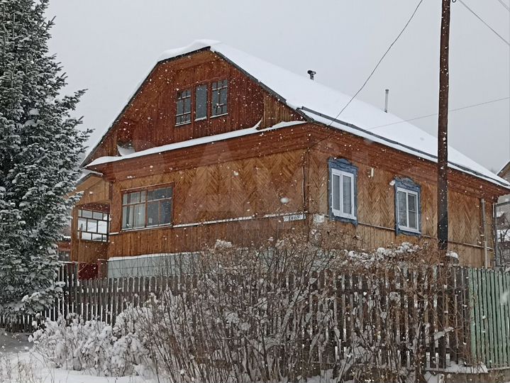 Дом 142 м² на участке 12,5 сот.