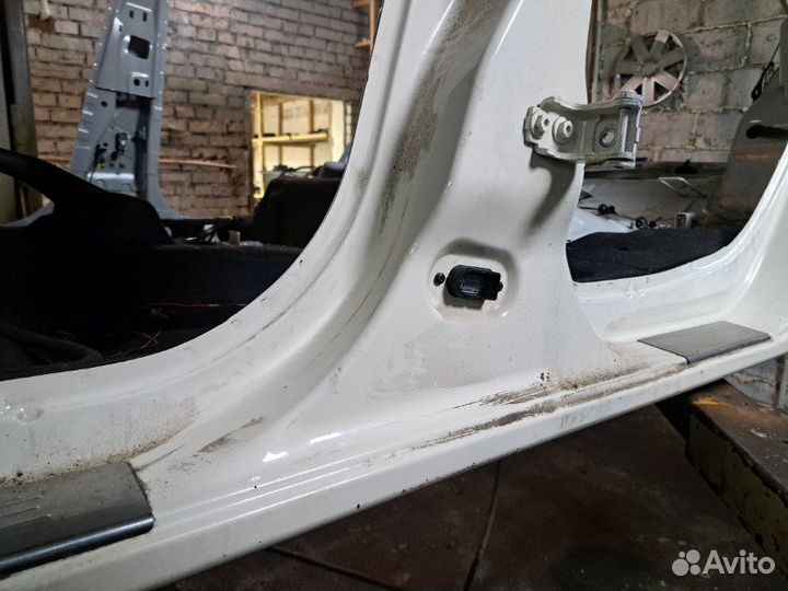 Порог со стойкой левый Renault Kaptur 2.0 F4RE410